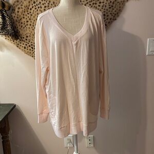 Women's V-Neck Long Sleeve Top - Light Pink